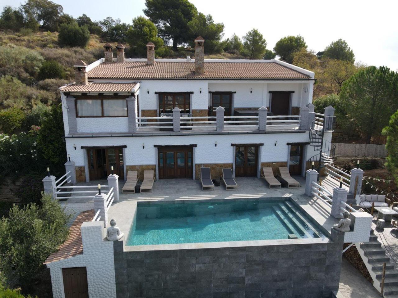 Casa Eden - Mountain View, Infinity Pool Hotell Alozaina Exteriör bild